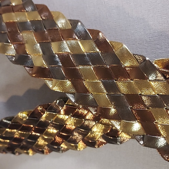 Vintage Gold Bronze Pewter Woven Belt Gold Toned Unique Circular Pivot Buckle - Picture 10 of 14